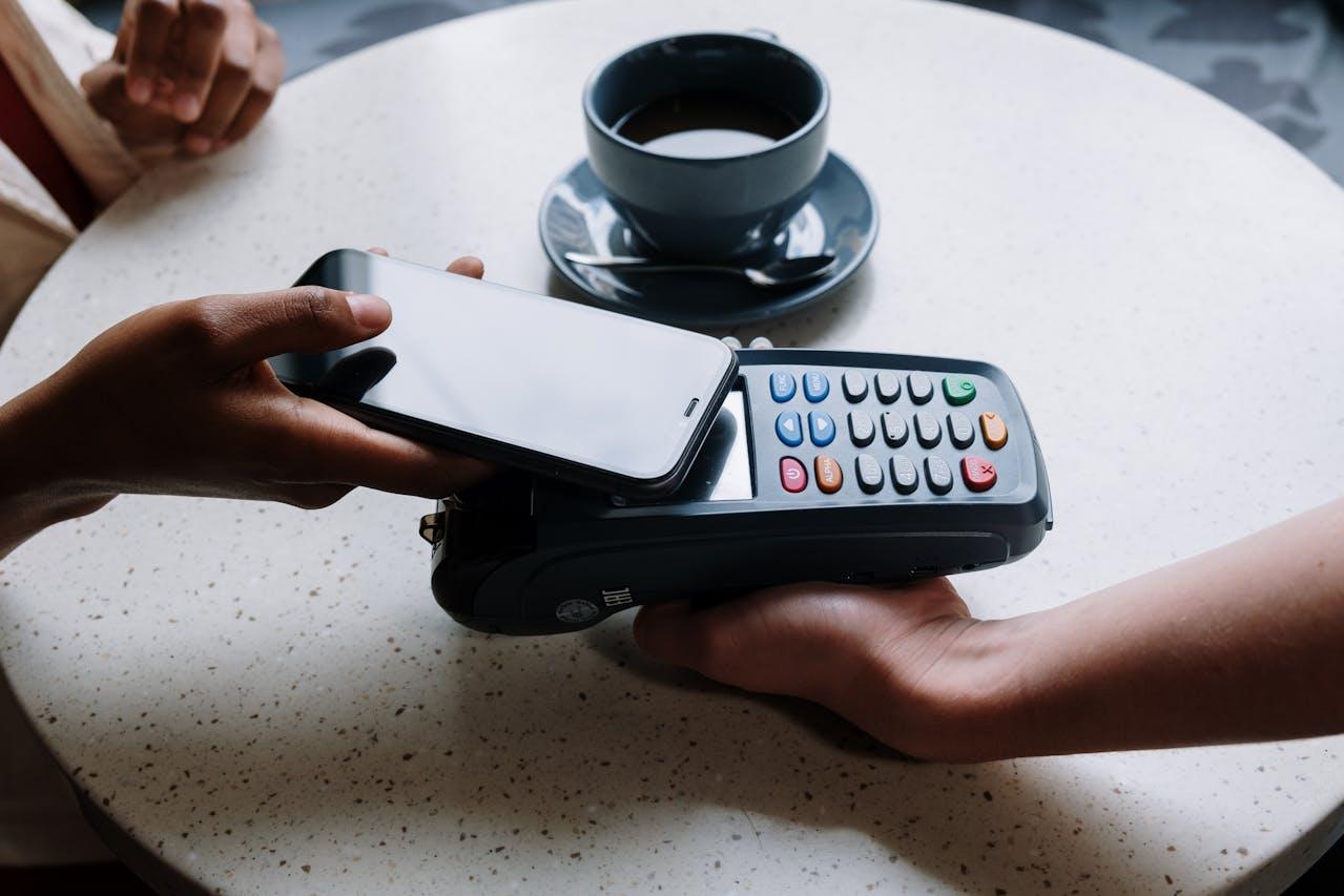 Tap to Pay: trasformare lo smartphone in POS nel 2025