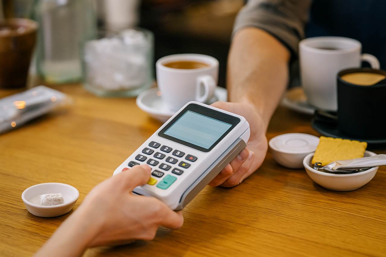 Microtransazioni con POS: quando conviene sotto i 5 euro?